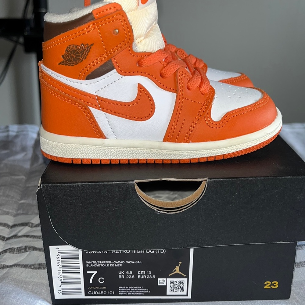 Jordan 1 white/starfish Toddler size 7c worn 1x